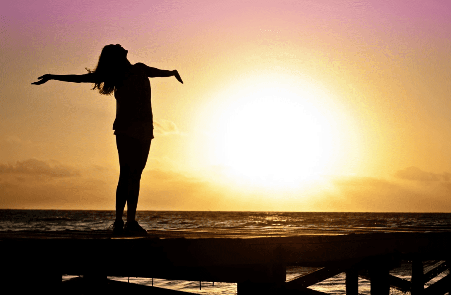 Silhouette of a woman.